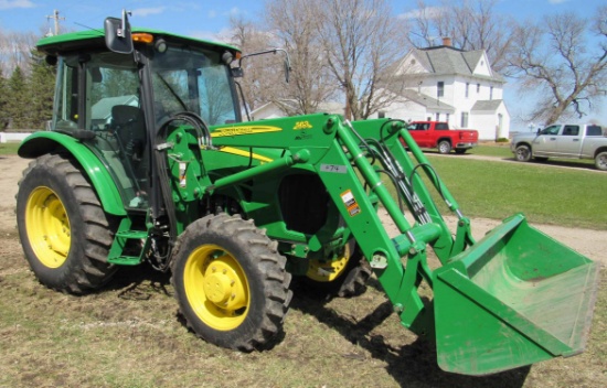 JD 5085M tractor