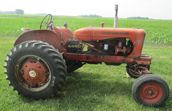 Allis Chalmers WD 45 tractor