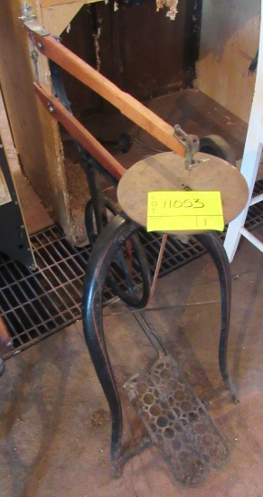 antique scroll saw