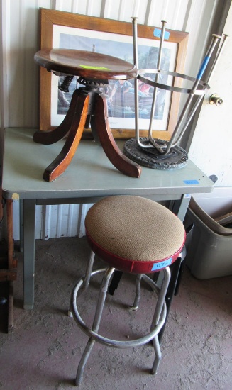 framed picture, 3 stools, table