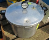 pressure cookers, a pot