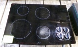 Flat top cook surface