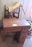 desk w- 3 tables