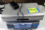 2 radio players