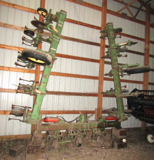 Danish Tooth cultivator, 12 row 30”