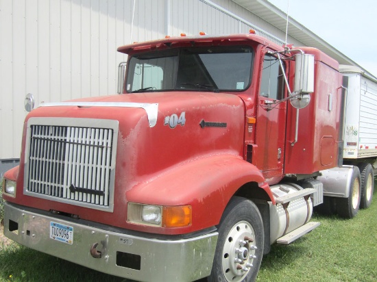 1994 International Semi w/ sleeper