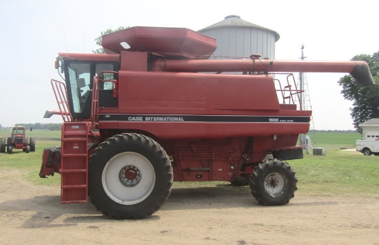 Case IH 1688 Axial Flow Combine