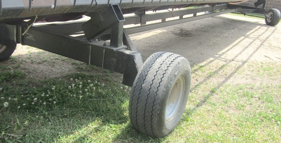 Case IH 35’ head trailers