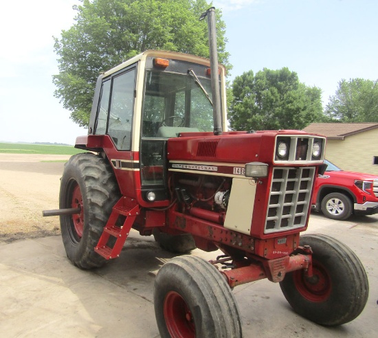 IH Farmall 1486 diesel turbo tractor