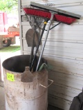 6 misc yard tools, barrel