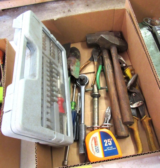 hammers, cutting tools, screw driver set