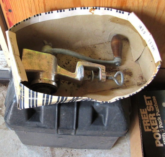 meat grinder, battery box