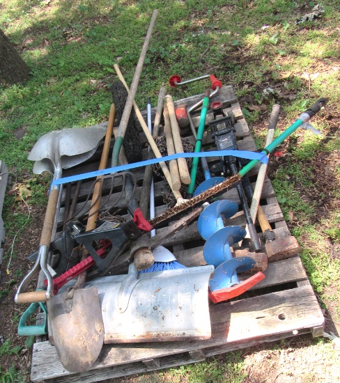 jack stands, jack, shovels, tire chains