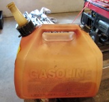 2.5 gal gas can w/gas