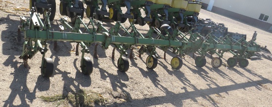 JD RG 830 F cultivator