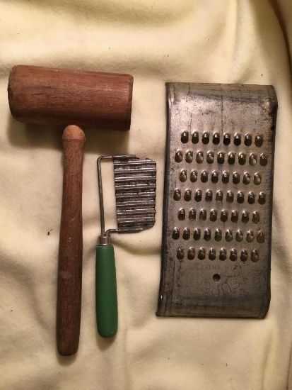 Vintage Miscellaneous Kitchen Tools