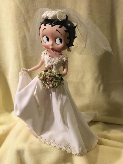 Bridal Betty Boop Figurine