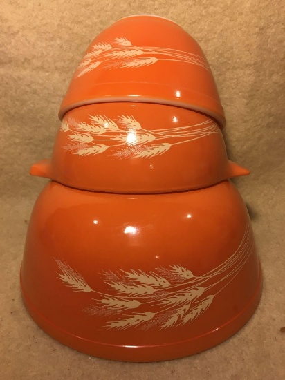 Pyrex 'Autumn Harvest' Dishes