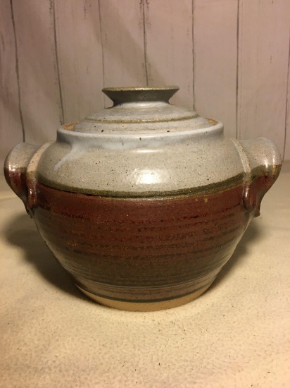 Artisan Clay Pottery Bean Pot, 2-Quart