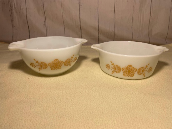 Vintage Small Pyrex Dishes