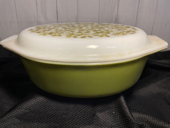 Pyrex Oval Covered Casserole Dish, 045, 2.5 Quart