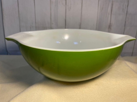 Pyrex #444 Cinderella Mixing Bowl, 4 Quart, Olive Green