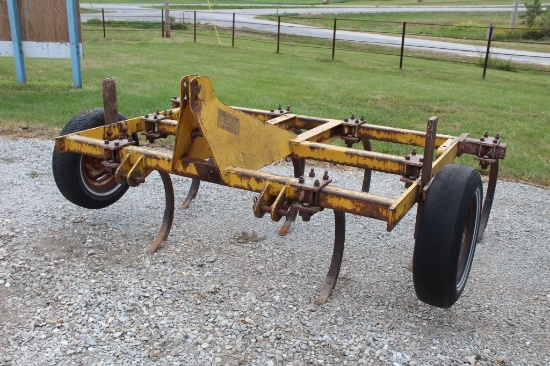 Landoll 10' Chisel Plow