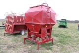 Feed Train 6000A stationary bulk feeder