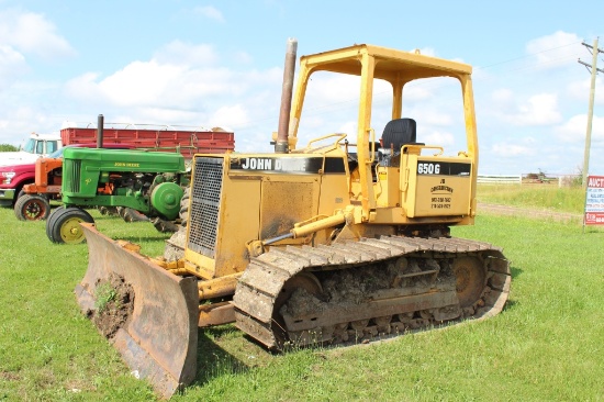 John Deere 650G LGP dozer