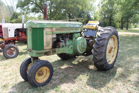 John Deere 70 2wd tractor