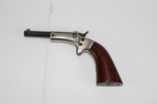 J. Stevens A&T Company Model 22 Tip Up