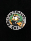 Vintage NFL Los Angeles Raiders Garfield Pin Button