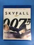 James Bond 007 Skyfall Blu-Ray & DVD Combo Pack