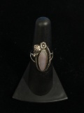Old Pawn Native American Sterling Silver & Mother of Pearl Ring - Size 6