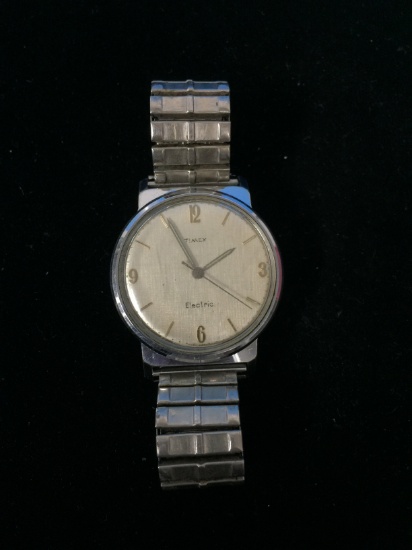 Vintage Timex Electric Gold and Silver Tone Men's Watch - Made In West Germany
