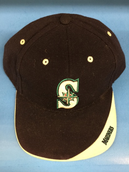 Twins Enterprise Seattle Mariners Velcro Back Adjustable Size Baseball Hat