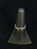 Old Pawn Sterling Silver & Black Onyx Leaf Ring - Size 7.5