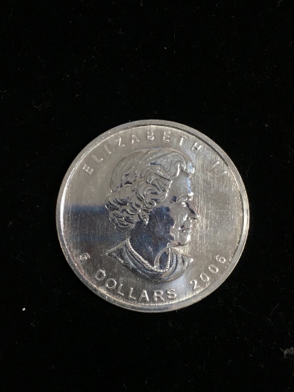 1 Ounce 2006 Canada $5 .9999 Extra Fine Silver Maple Leaf Round Silver Bullion Coin