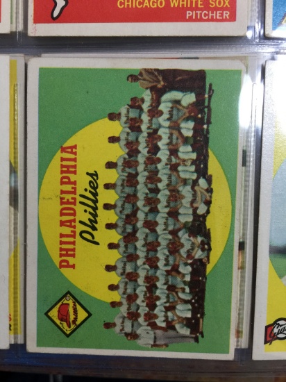 1959 Topps #8 Philadelphia Phillies Team Card