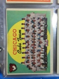 1959 Topps #304 Chicago Cubs Team Card