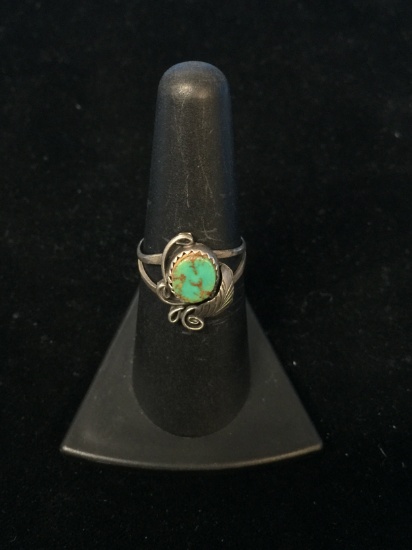 Old Pawn Native American Sterling Silver & Turquoise Ring - Size 6.75