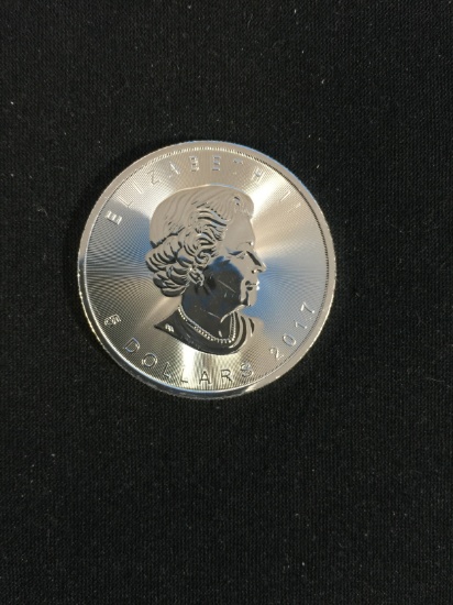 1 Troy Ounce .9999 Extra Fine Silver 2017 $5 Canadian Maple Leaf Bullion Coin