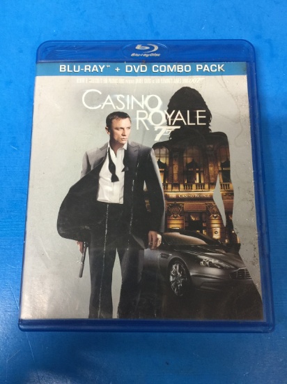 007 Casino Royale Blu-Ray & DVD Combo Pack