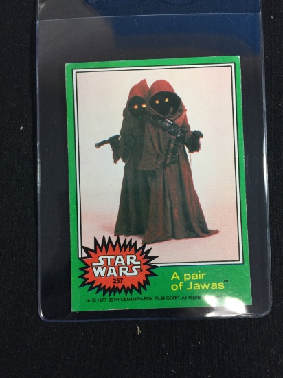 1977 Topps Star Wars Series 4 Card #257 A Pair of Jawas