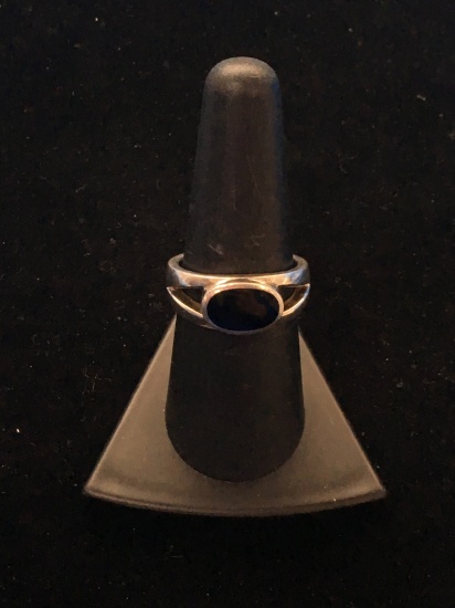 SU Black Onyx Sterling Silver Ring - Size 7.75