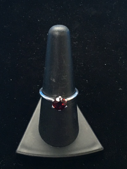 Red Garnet Sterling Silver Ring - Size 7.75