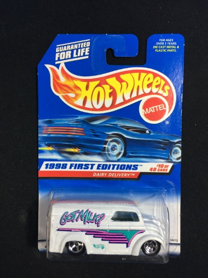 Hot Wheels NEW IN PACKAGE 1998 First Editions #10 of 40 Dairy Delivery