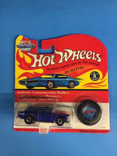 Hot Wheels NEW IN PACKAGE Exclusive Series Classic Nomad
