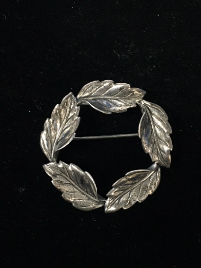 Vintage Beau Sterling Silver Round Leaf Wreath Brooch Pin