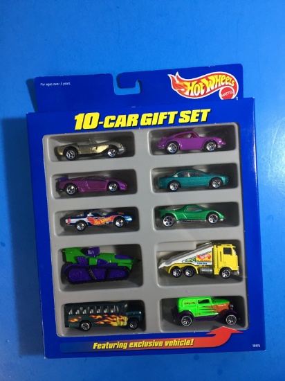 HOT WHEELS NEW IN PACKAGE - 10 Car Gift Set Featuring Exclusive Vehicle!